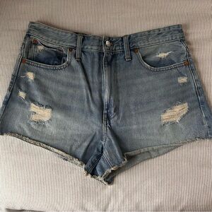 Madewell Relaxed Denim Shorts in Renfield Wash